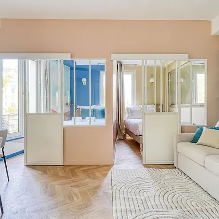 2 Bedroom Air-conditioned 17 Quiet *