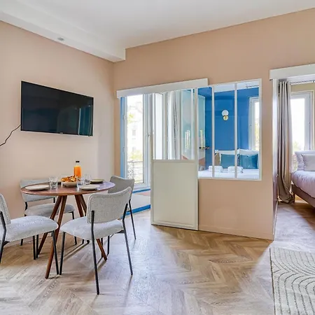 Apartment 2 Bedroom Air-conditioned 17 Quiet